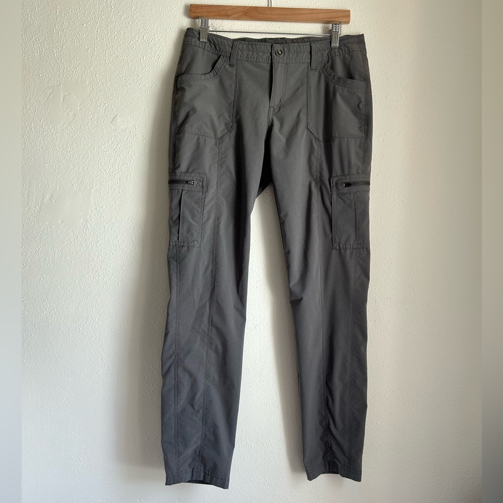 Kuhl Women’s Slim Straight Gray Cargo Hiking Pants 10 Regular